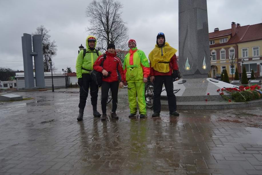 В Гвардейске на центральной площади.