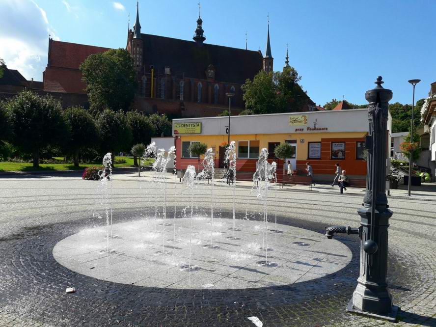 Frombork. Центральная площадь.