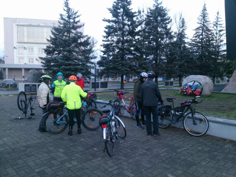 Сбор участников велопоездки, до старта 10 мин.