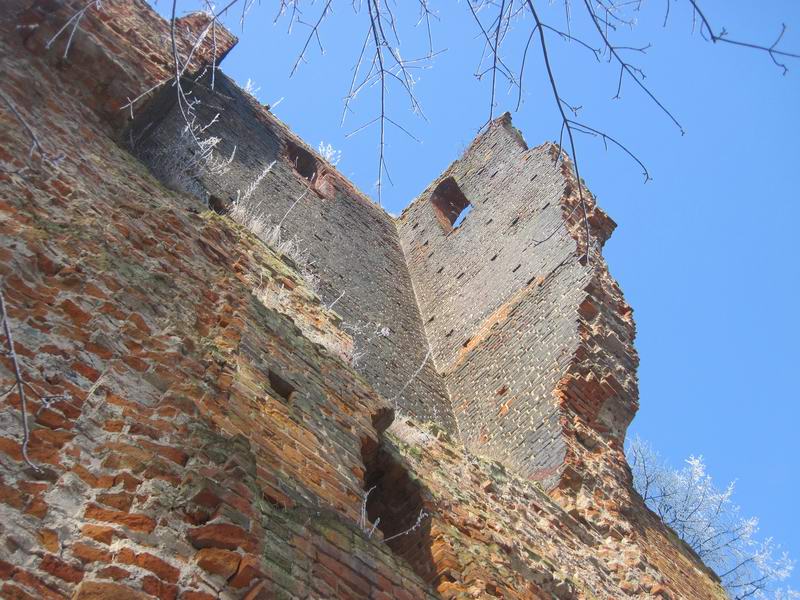 Развалины кирхи в Корнево