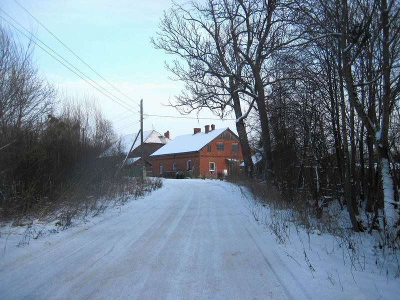 Посёлок Августовка состоит из двух домов