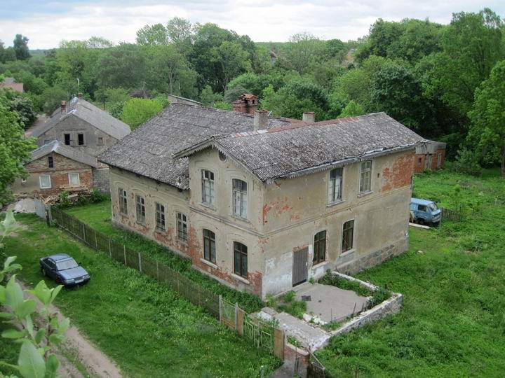 Старые немецкие дома возле кирхи