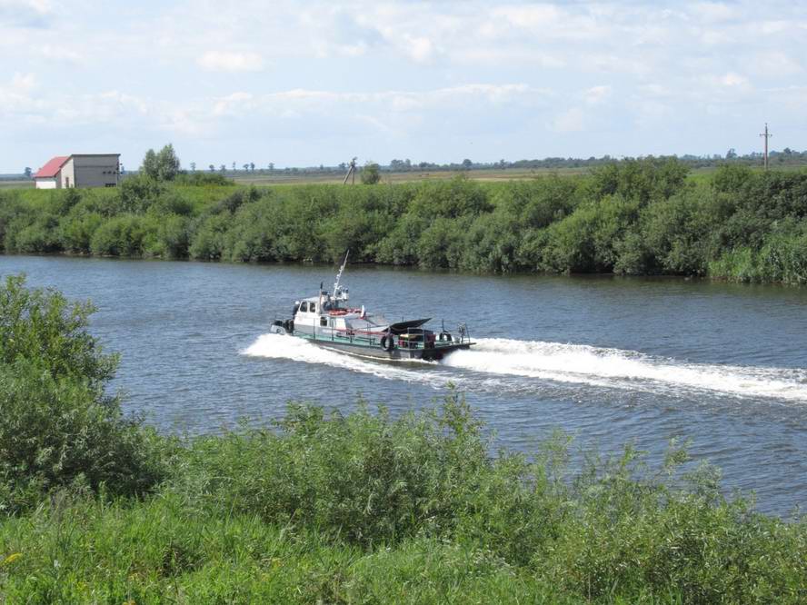 Поймали пароход в объектив