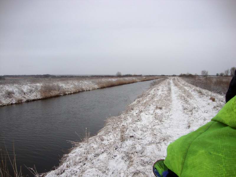 Мы едем на юг по пушистому снежку. Это - первопроход <a href='http://koenigbicycle.ru/js/ymapload/mapload.htm?maps/v2109tr.kml&54.8278695&20.8831772&17&hybrid'><img src='/images/Yandex_Maps_logo_25px.gif'></a> <a href='https://www.google.com/maps?z=15&t=h&q=54.8278695,20.8831772' target='_blank'><img src='/images/25px-Google_Maps_icon.jpg'></a>