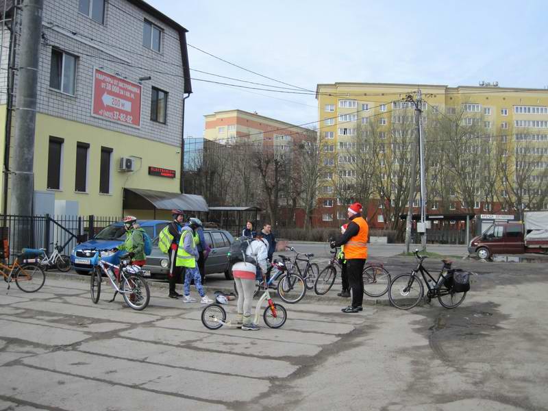 Народ собирается