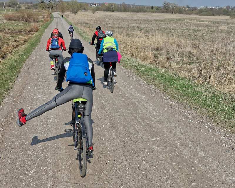 Подъезжаем к Южному, пошёл накатистый ПГС.