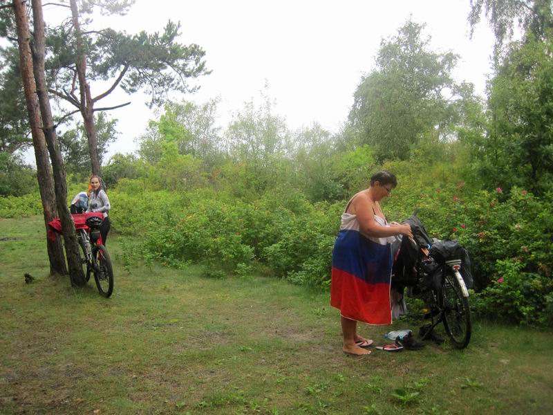 10:21. Прибыли на место первого привала