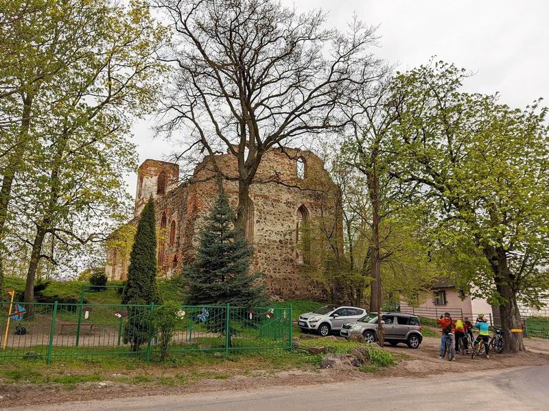 Остановка в Мельниково у кирхи Рудау.