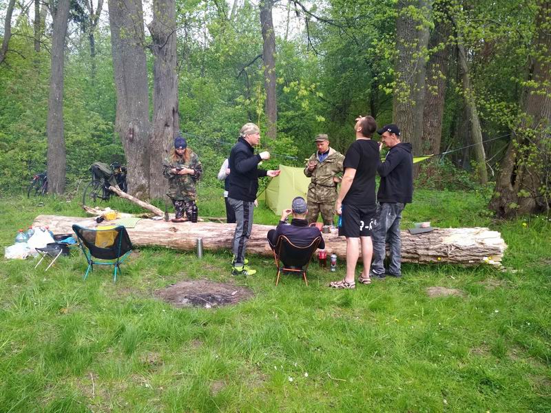 Приехали на место первой ночёвки