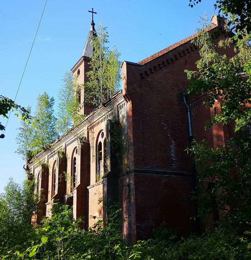 Кирха в Заповедном