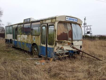 Нашли заброшенный автобус