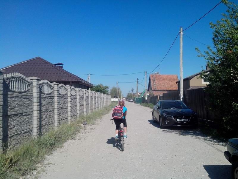Едем через дачи
