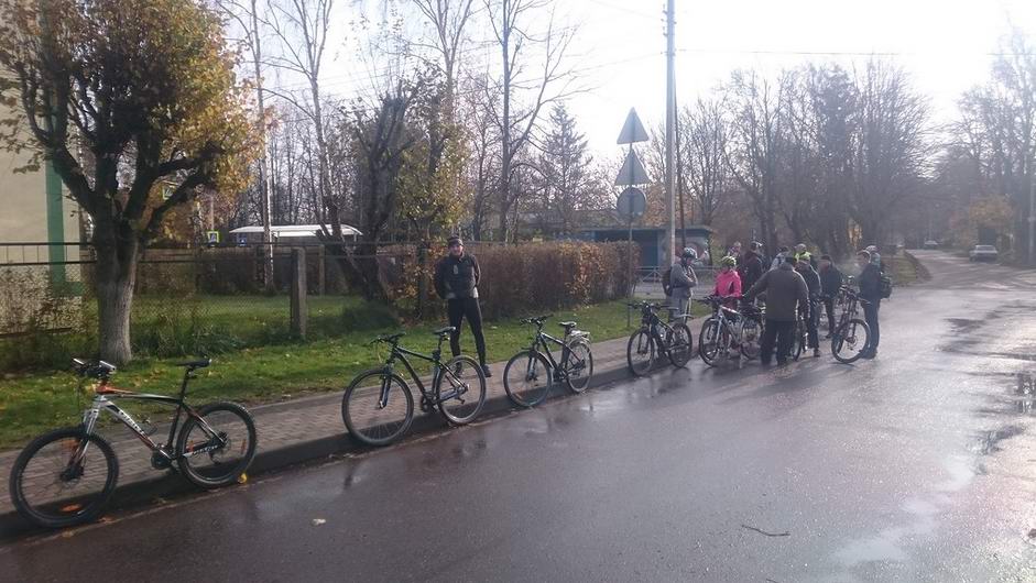 Перекресток в пос. Приморье, ждем отстающих