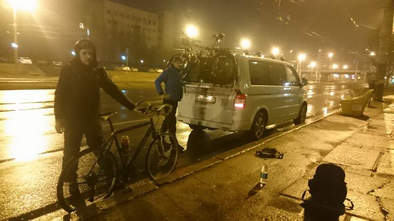 Сбор участников возле Художественной галлереи