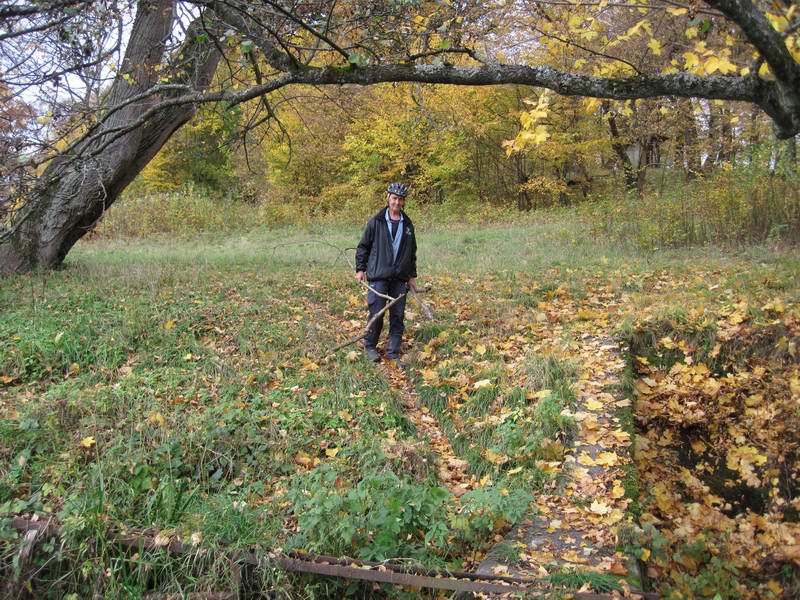 Виктор Рудняков с дровами