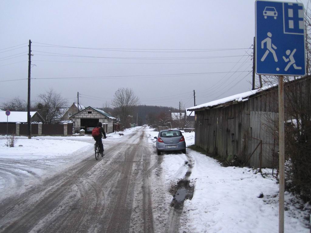 Повернули к Матросовскому лесу в Сосновке