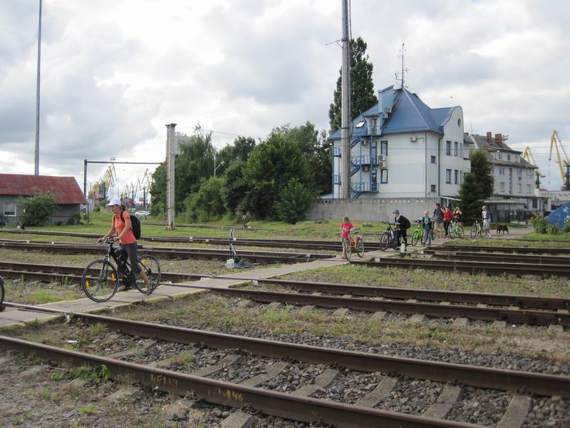 Переход через рельсы