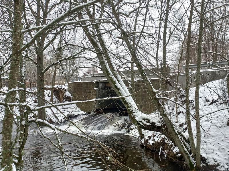 Водопад на р. Писсе