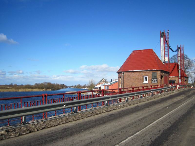 Вид на Полесский канал с Орлиного моста