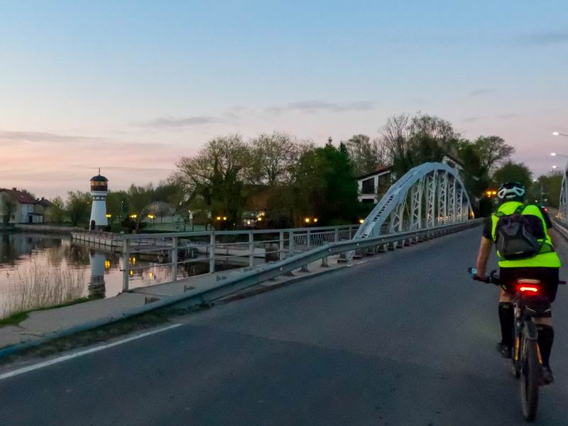 Проезжаем мост в Ушаково.