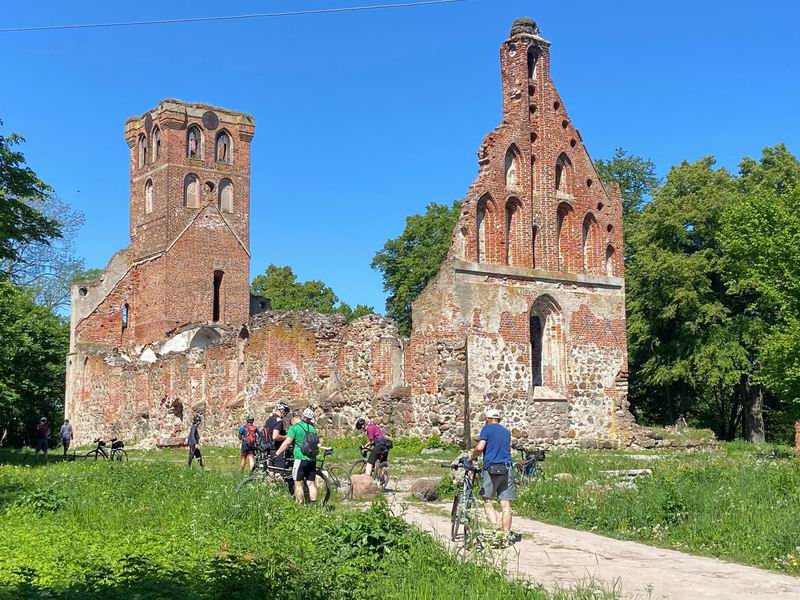 Остановка у кирхи Св. Барбары.