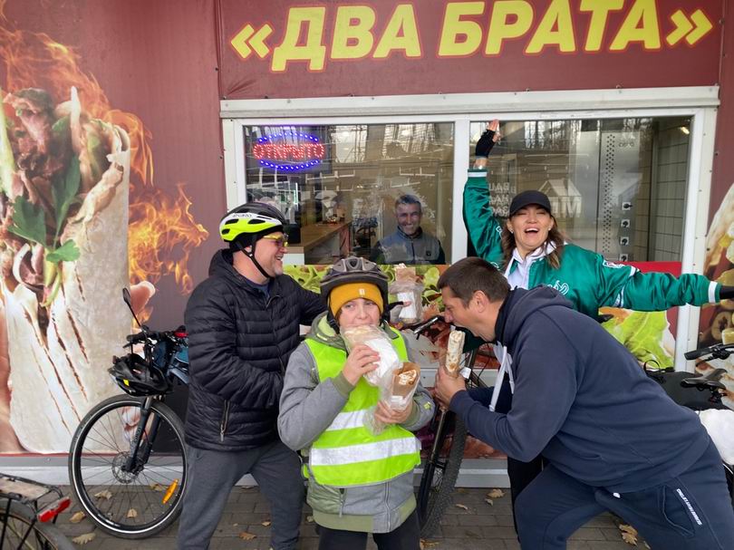 Все особо счастливы!