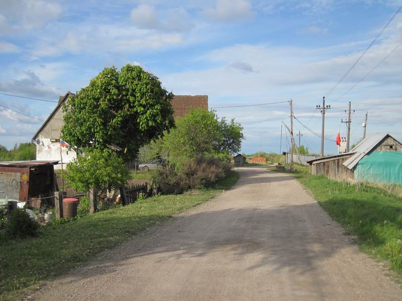 Ул. Железнодорожная в Красновке