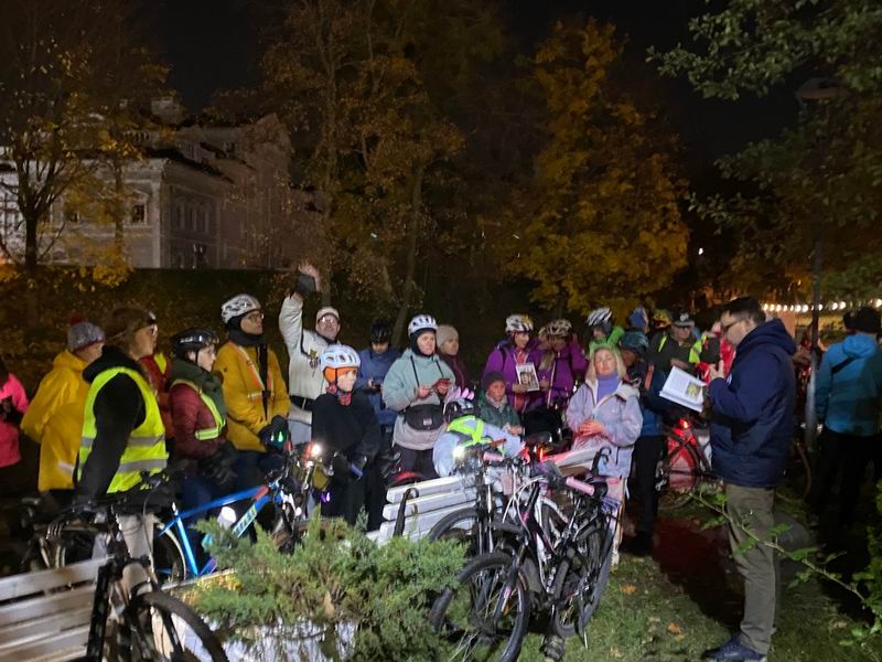 Игорь Жуковский читает свои сказки