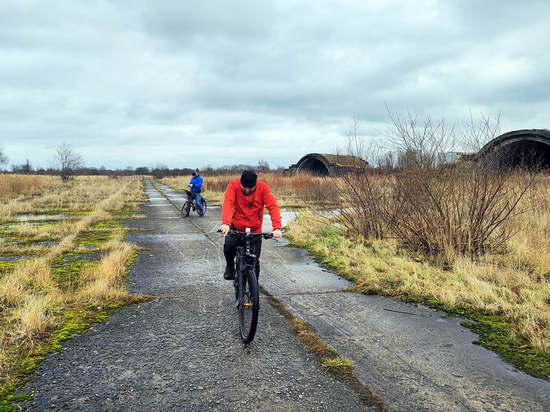 Евгений Ковалевский и Фёдор Щербина на аэродроме
