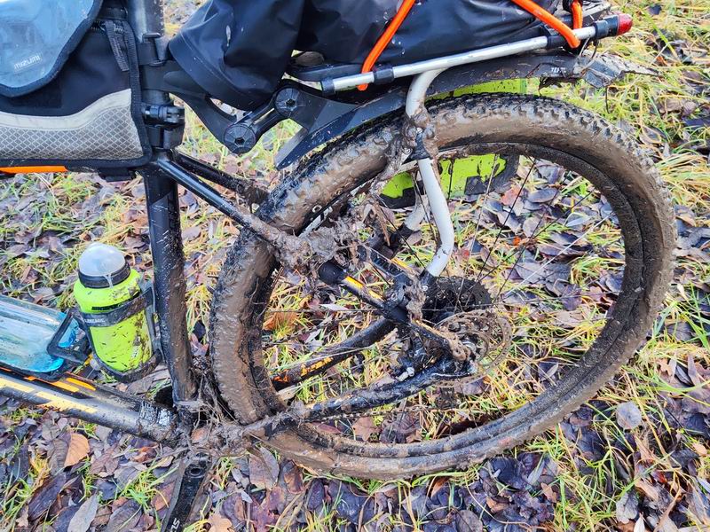 Колесо велосипеда Вячеслава Дмитриева