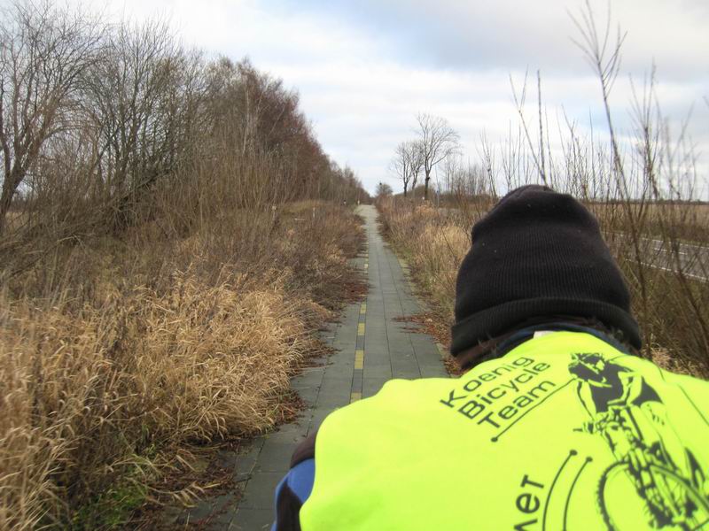 Едем по нему