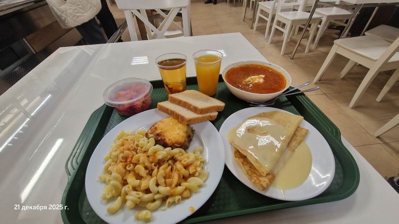 Еда Дмитрия Ливенцева