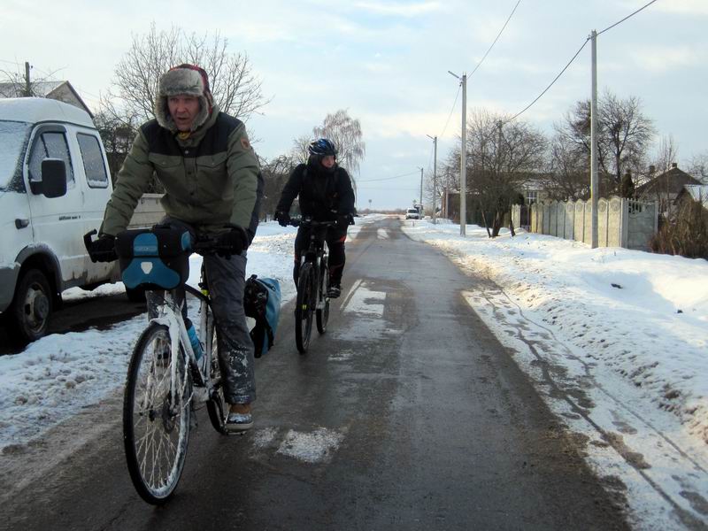 Едем по ул. Заречной в Зелёном