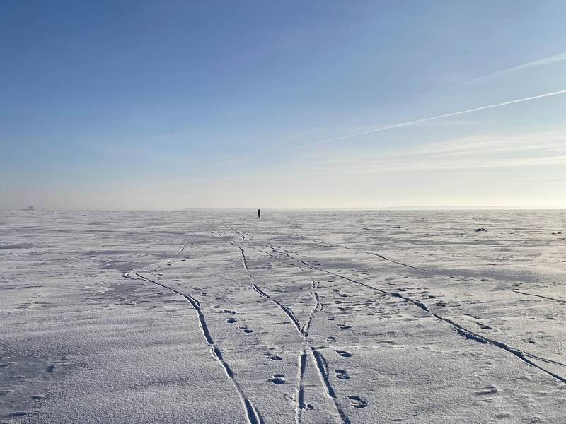 Вид назад, на остров Насыпной