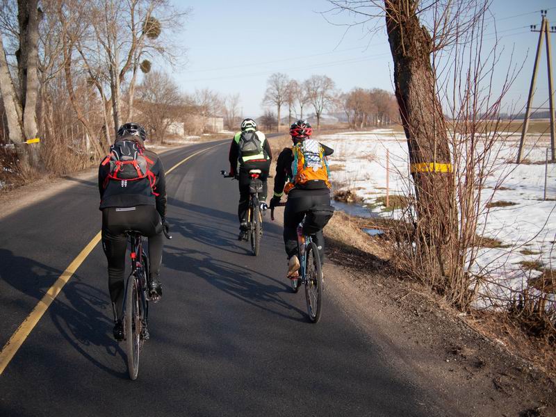 Едем дальше.