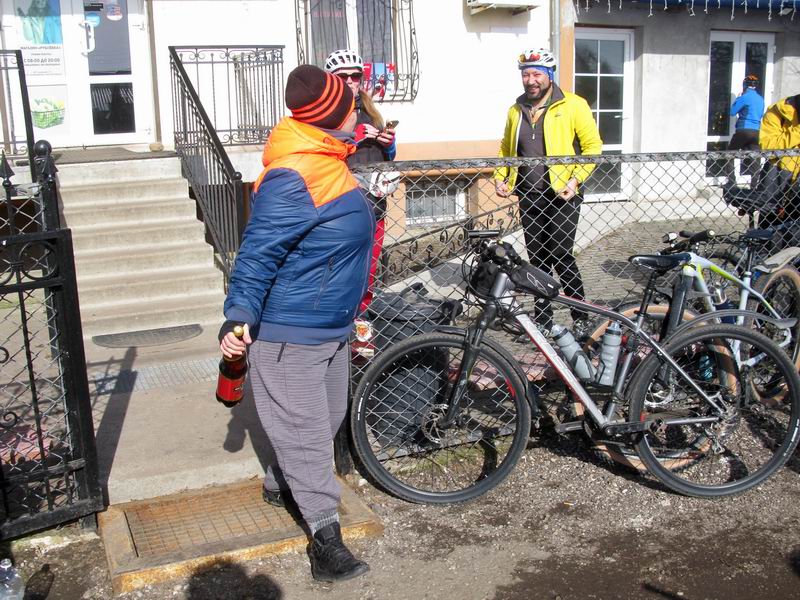 Закупка на привал.