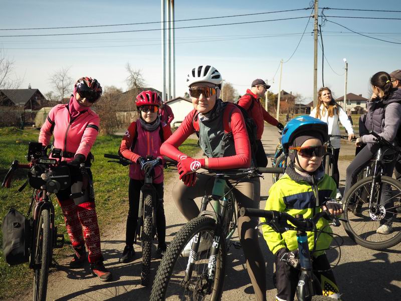 Кристина, Елена, Максим Богатырёвы и другие участники