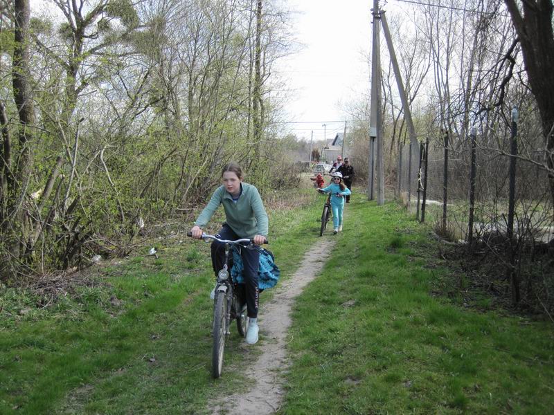 Илиана Мезенова и другие участники